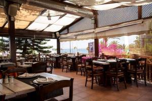 Los Troncos Restaurant