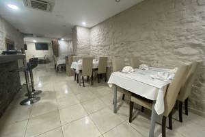 Tandoori House - Indian Restaurant